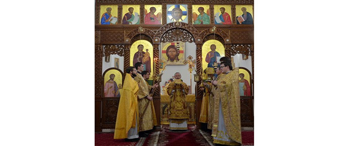 В Неделю 19-ю по Пятидесятнице, епископ Вениамин совершил Литургию в кафедральном соборе