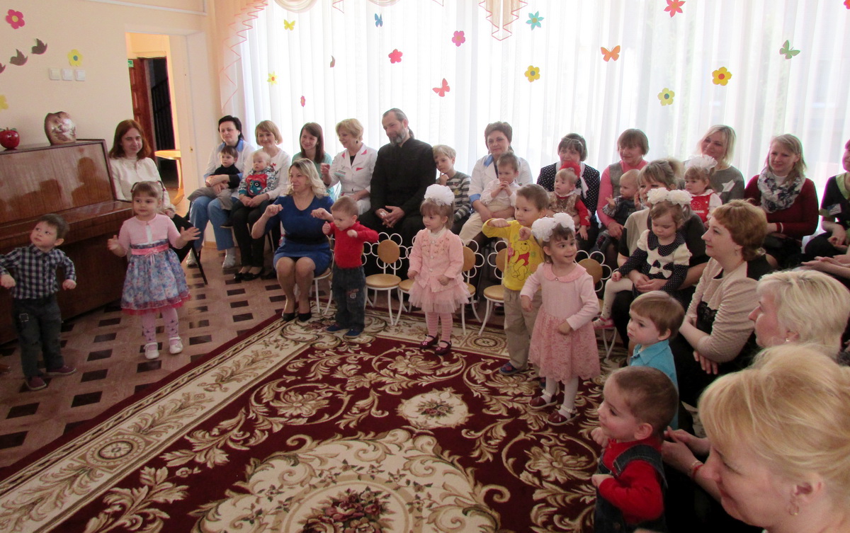 Посещение Борисовского дома ребенка на Пасху