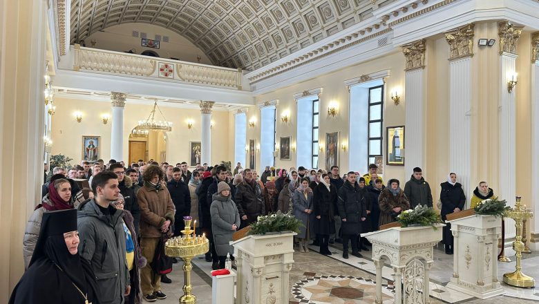 ДЕНЬ ПРАВОСЛАВНОЙ МОЛОДЕЖИ ОТМЕТИЛИ В БОБРУЙСКЕ