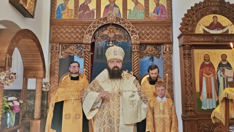 В КАНУН ПАМЯТИ ВСЕХ СВЯТЫХ В ЗЕМЛЕ РУССКОЙ ПРОСИЯВШИХ ЕПИСКОП АМВРОСИЙ СОВЕРШИЛ ВСЕНОЩНОЕ БДЕНИЕ