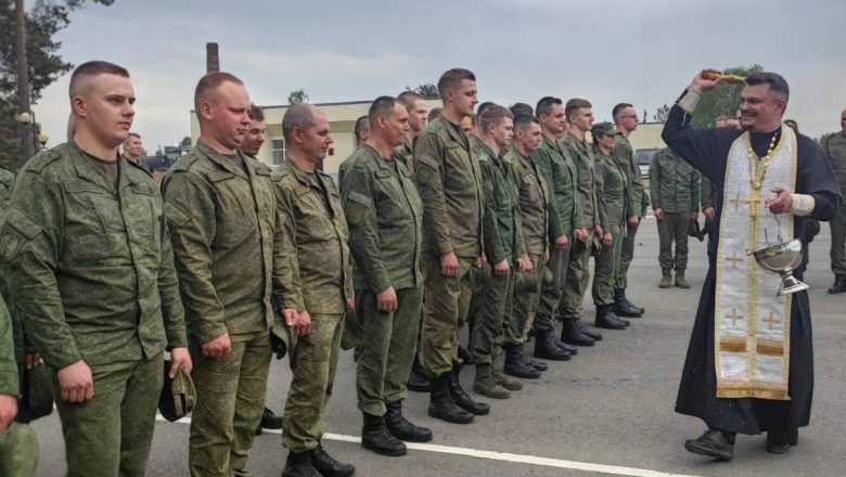 МОЛЕБЕН ДЛЯ ВОЕННОСЛУЖАЩИХ