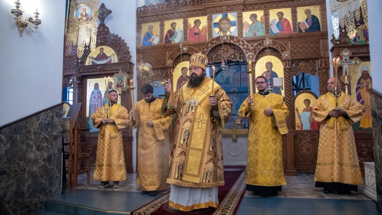 В КАНУН ДНЯ ПОЧИТАНИЯ ВМЧ. И ЦЕЛИТЕЛЯ ПАНТЕЛЕИМОНА ЕПИСКОП АМВРОСИЙ СОВЕРШИЛ ВСЕНОЩНОЕ БДЕНИЕ В КАФЕДРАЛЬНОМ СОБОРЕ