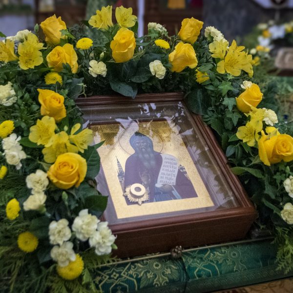 КАНУН ДНЯ ПАМЯТИ ПРЕПОДОБНОГО АМВРОСИЯ ОПТИНСКОГО