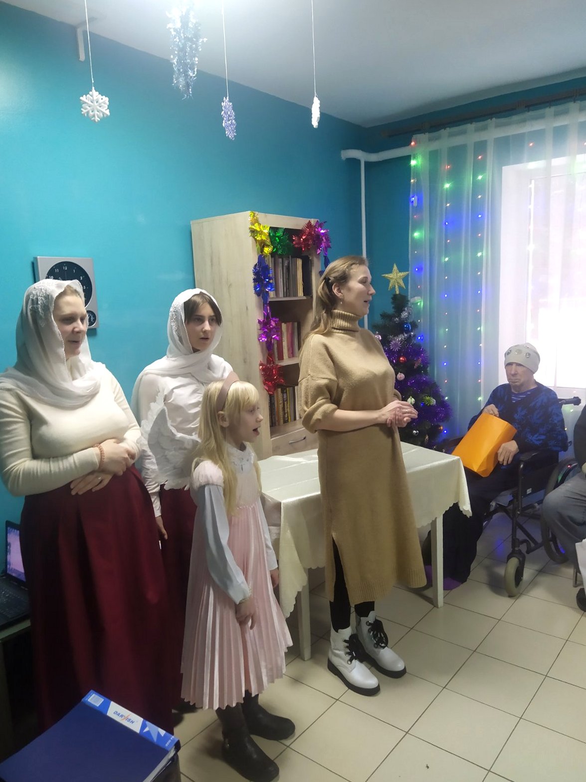 img-6dec7a332d271fa702bcb70e6e02bc37-v